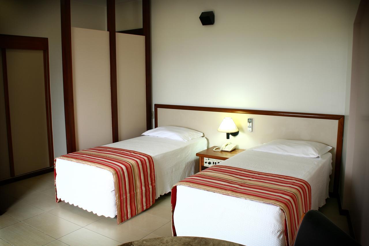 Hotel Beira Rio イツンビアラ エクステリア 写真